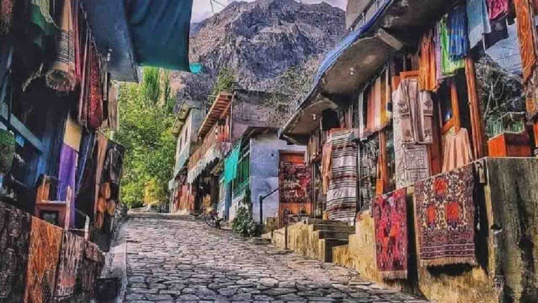 <strong>How well Do you know Hunza?</strong> <strong>How well Do you know Hunza?</strong>