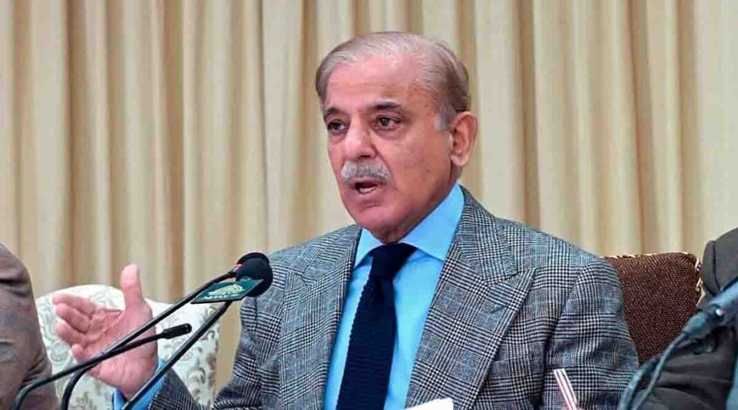 <strong>No more business class flights or 5-star hotel stays abroad for Pakistani ministers!</strong> <strong>No more business class flights or 5-star hotel stays abroad for Pakistani ministers!</strong>