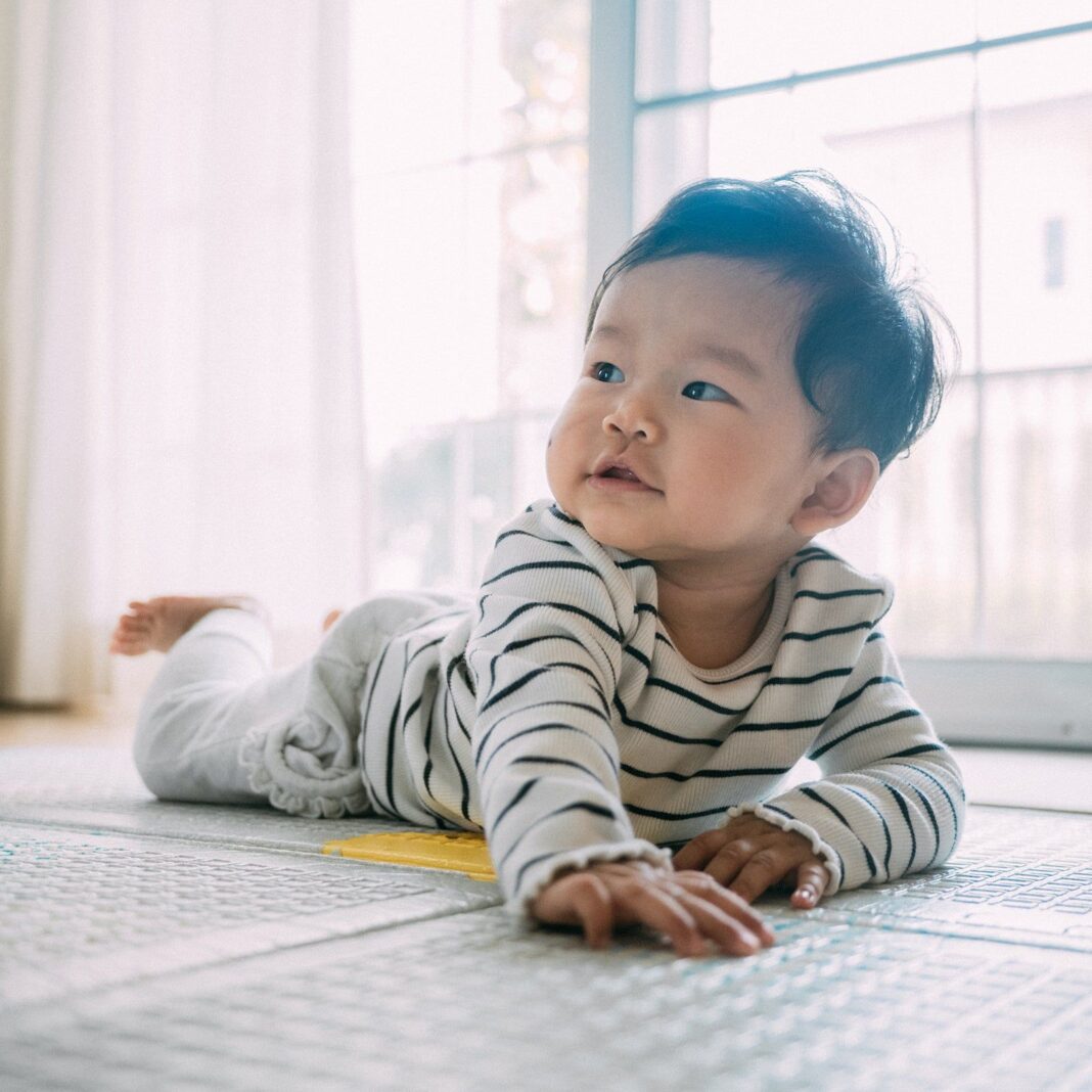 Tummy time enhances babies’ motor development Tummy time enhances babies’ motor development