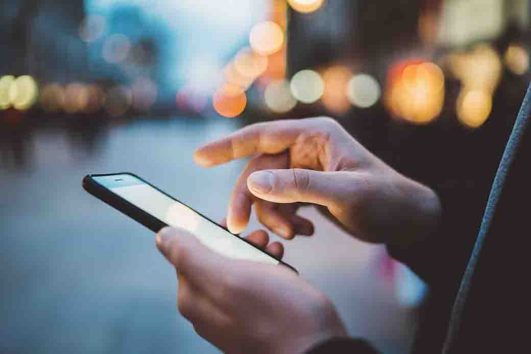<strong>In 2022–2023, India’s mobile manufacturing reached 31 crore units</strong> <strong>In 2022–2023, India’s mobile manufacturing reached 31 crore units</strong>