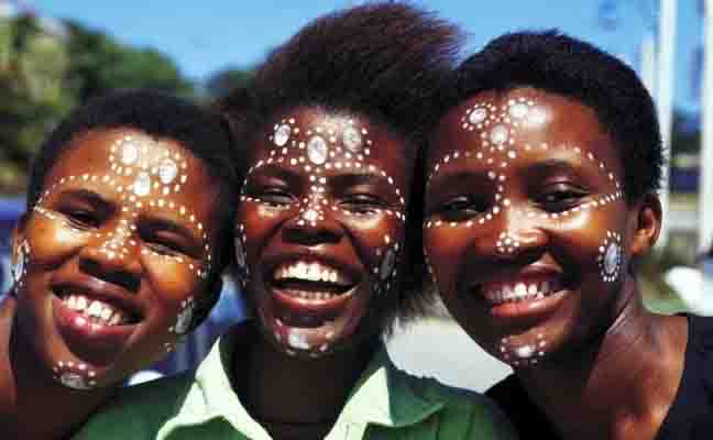 <strong>Africa’s top 10 happiest nations</strong> <strong>Africa’s top 10 happiest nations</strong>