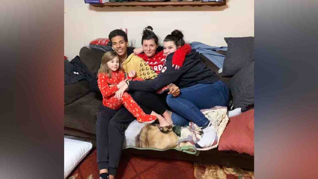 <strong>The accused murderer’s family discusses his history of mental illness and run-ins with the law</strong> <strong>The accused murderer’s family discusses his history of mental illness and run-ins with the law</strong>