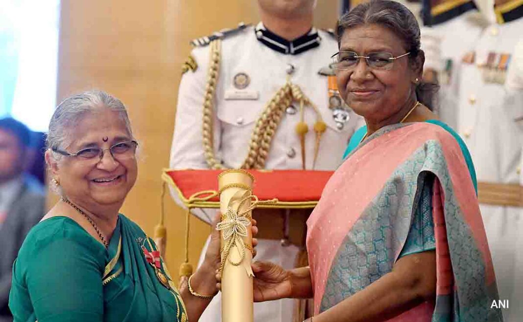The Padma Bhushan award to UK’s First Lady Akshata’s mother Sudha Murty! The Padma Bhushan award to UK’s First Lady Akshata’s mother Sudha Murty!