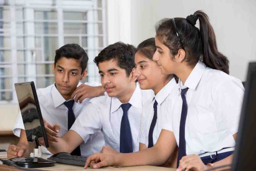 Unemployment of Indian graduates to soar due to faults in the education system Unemployment of Indian graduates to soar due to faults in the education systemÂ