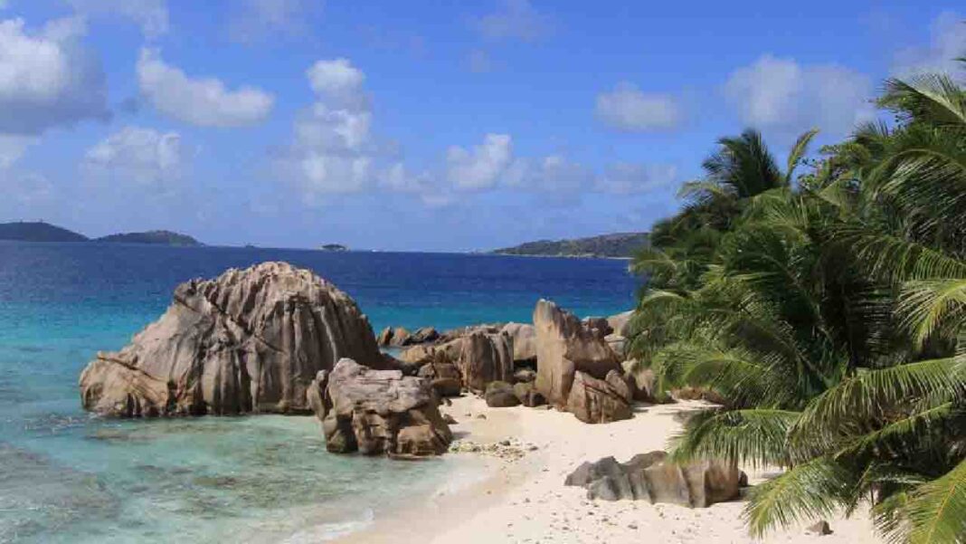 Seychelles: A Tropical Summer Summerof Dreams Seychelles: A Tropical Summer Summerof Dreams