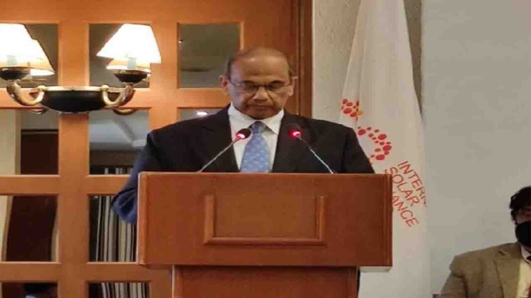 International Solar Alliance DG Dr. Ajay Mathur suggests selling hydrogen utilizing the present fuel infrastructure. International Solar Alliance DG Dr. Ajay Mathur suggests selling hydrogen utilizing the present fuel infrastructure.