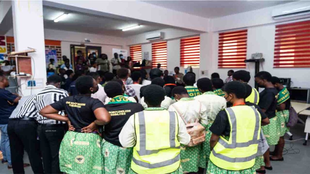 Ghana’s Robotics Startups… Ghana’s Robotics Startups…