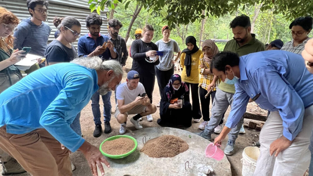 The Commonwealth Heritage Forum’s Heritage Skills Program attracts… The Commonwealth Heritage Forum’s Heritage Skills Program attracts…