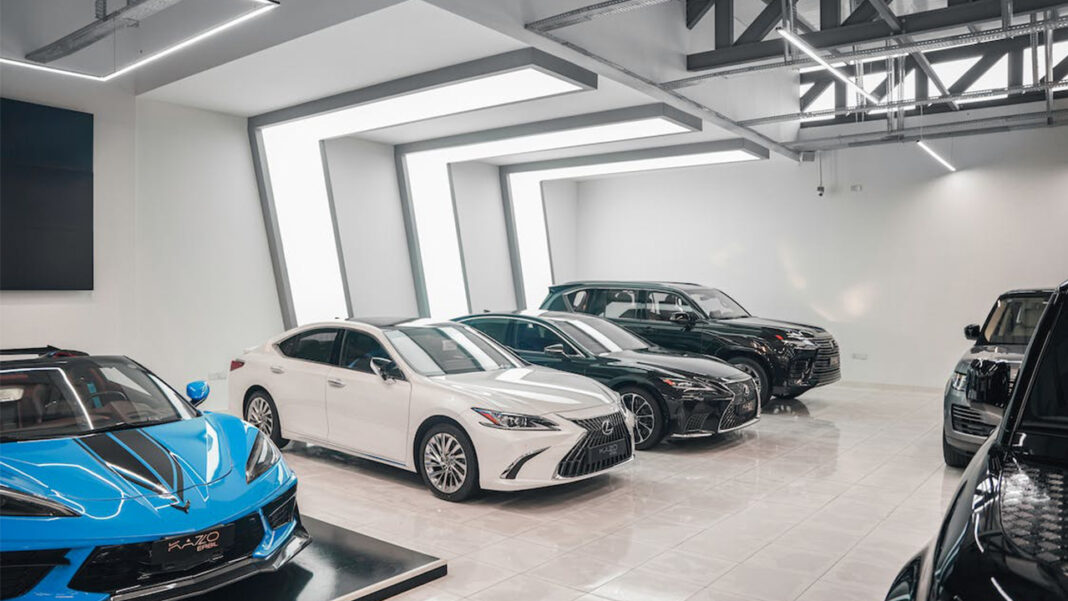 6 Cars to… 6 Cars to…