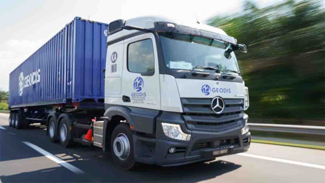 The Geodis Road Network integrates top-tier IoT security and infrastructure with major air and sea ports, providing agile, flexible, and multimodal supply chain solutions. The Geodis Road Network integrates top-tier IoT security and infrastructure with major air and sea ports, providing agile, flexible, and multimodal supply chain solutions.