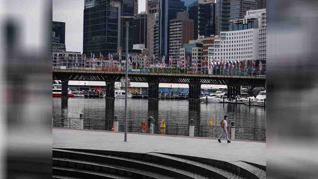 Commercial property purchases decline by 73% Commercial property purchases decline by 73%