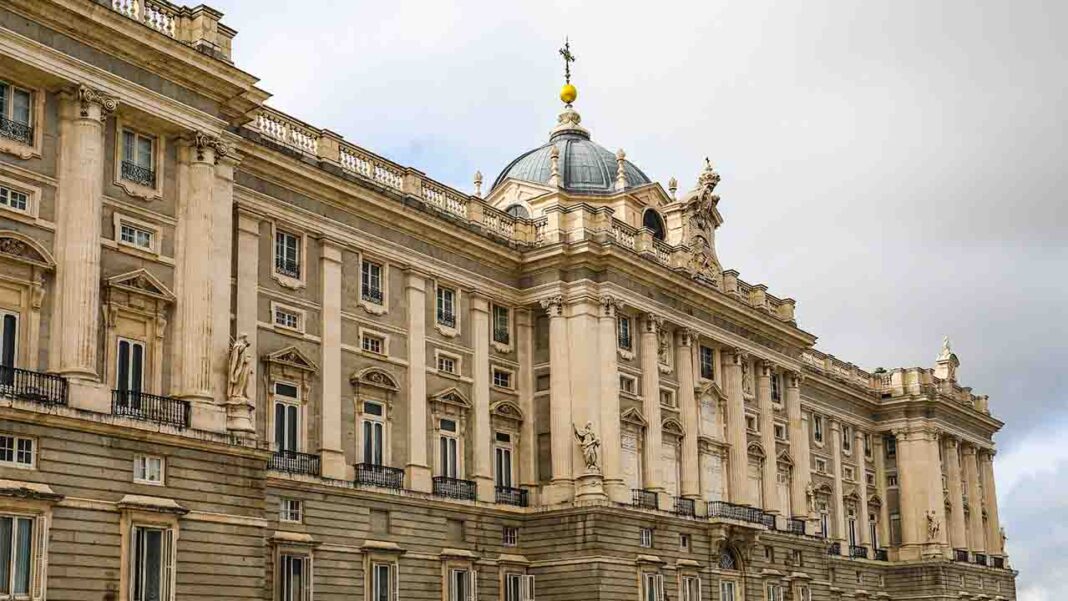 Application for UK Alumni awards… Application for UK Alumni awards…
