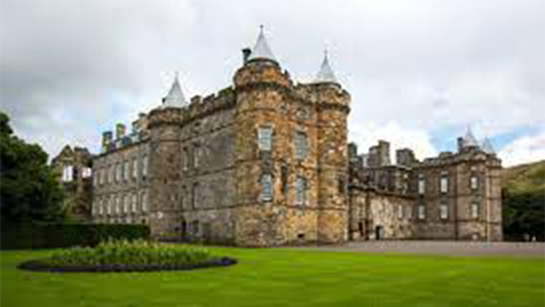 Spend a Day in Scotland… Spend a Day in Scotland…