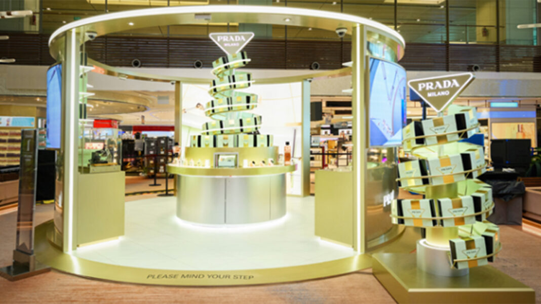 Prada Holiday Gift Factory debuts at Singapore Changi Prada Holiday Gift Factory debuts at Singapore Changi