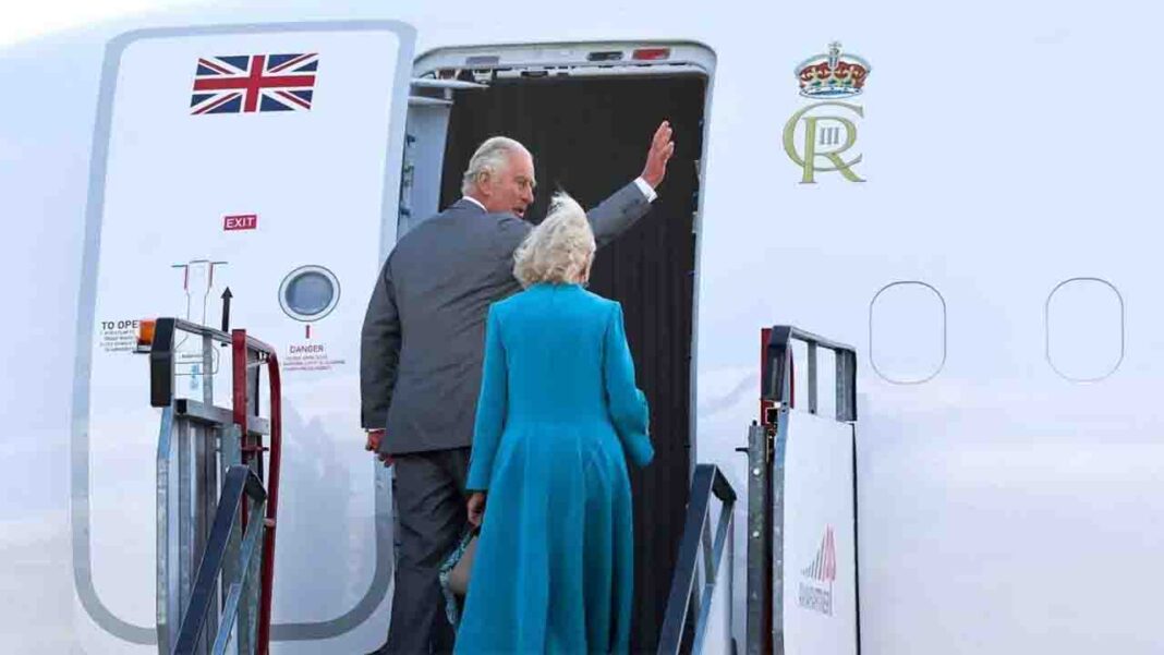 His”painful past.” to be addressed During his visit to Kenya… His”painful past.” to be addressed During his visit to Kenya…