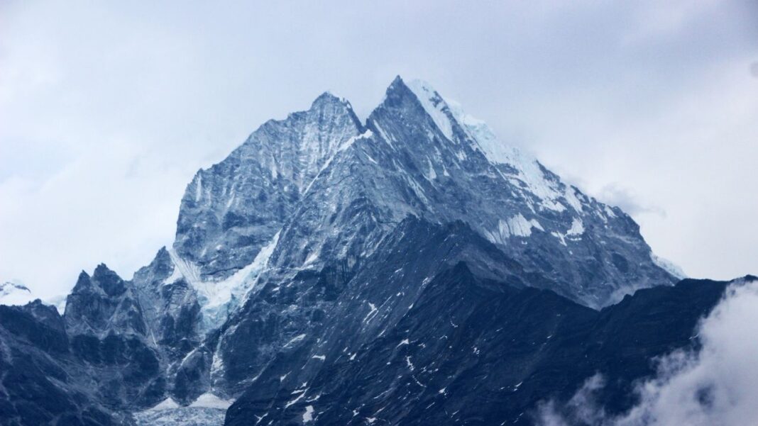 Himalaya gets cooler Himalaya gets cooler