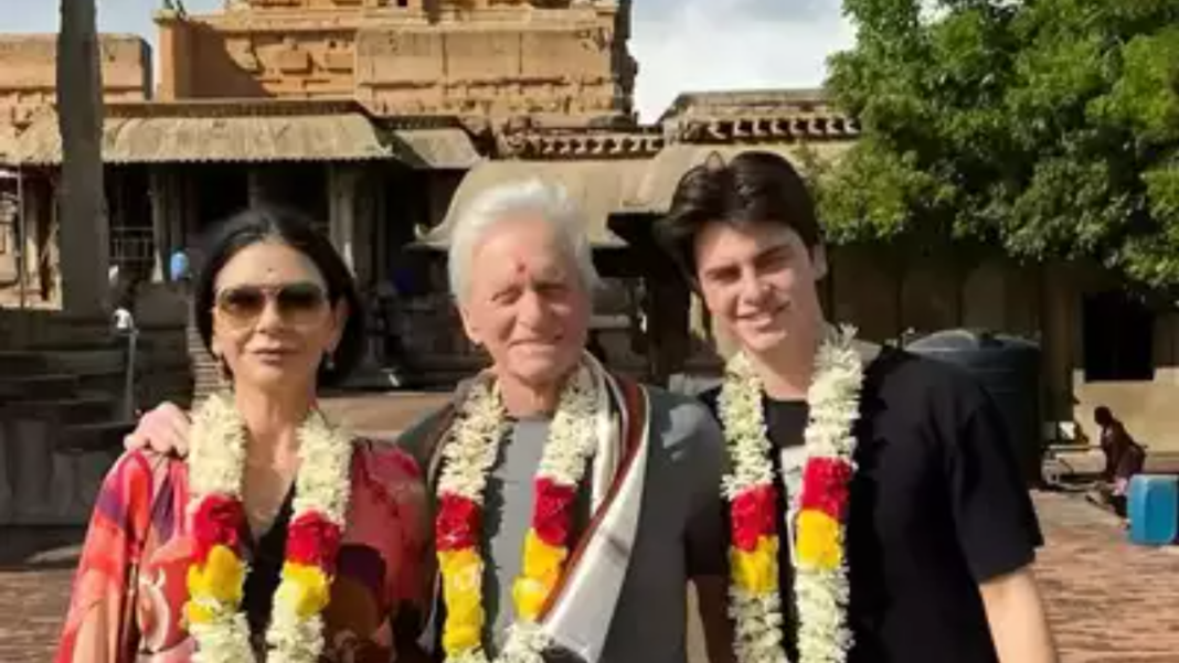 PM Modi comments on the American actor’s temple visit in India! PM Modi comments on the American actor’s temple visit in India!