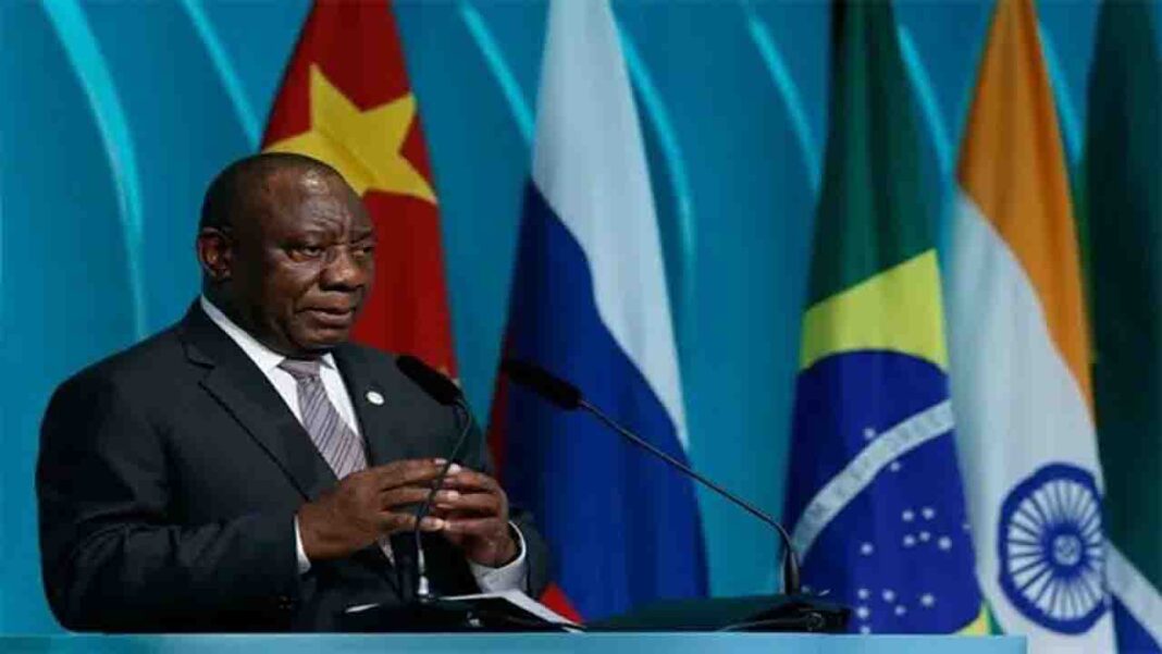 Ex-officers threat to oust SA President dismissed Ex-officers threat to oust SA President dismissed