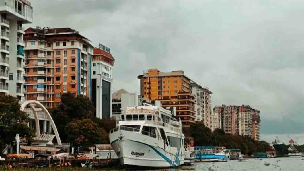 Kochi: The New Shipbuilding Hub Kochi: The New Shipbuilding Hub