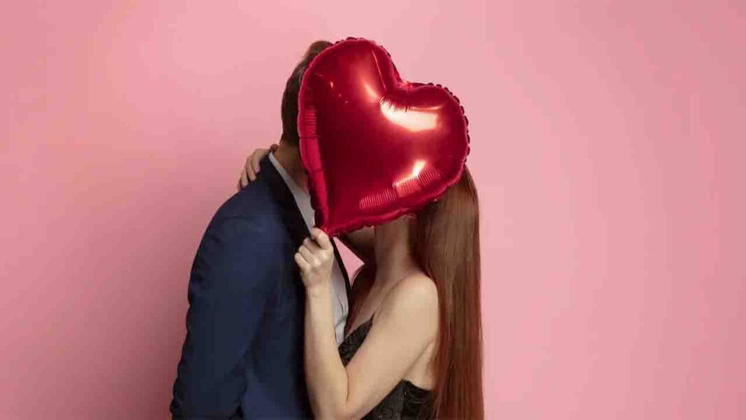 UK lovers dread over Valentine’s Day Strike UK lovers dread over Valentine’s Day Strike
