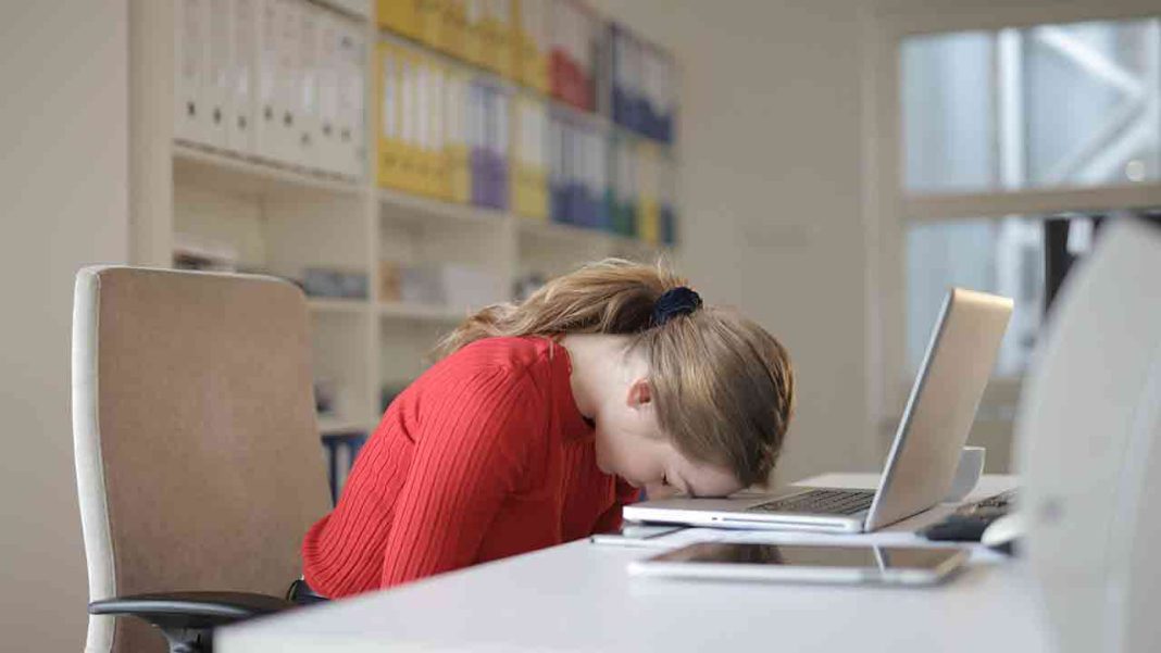 Are you sleep deprived? Are you sleep deprived?