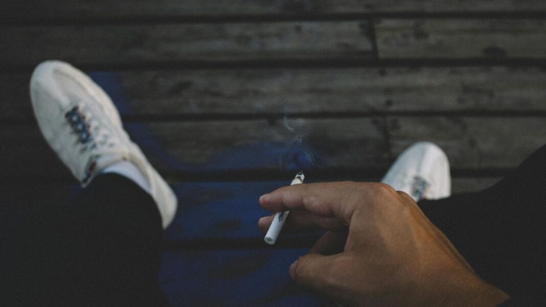 Smoke-free UK may save £10.9 billion Smoke-free UK may save £10.9 billionÂ