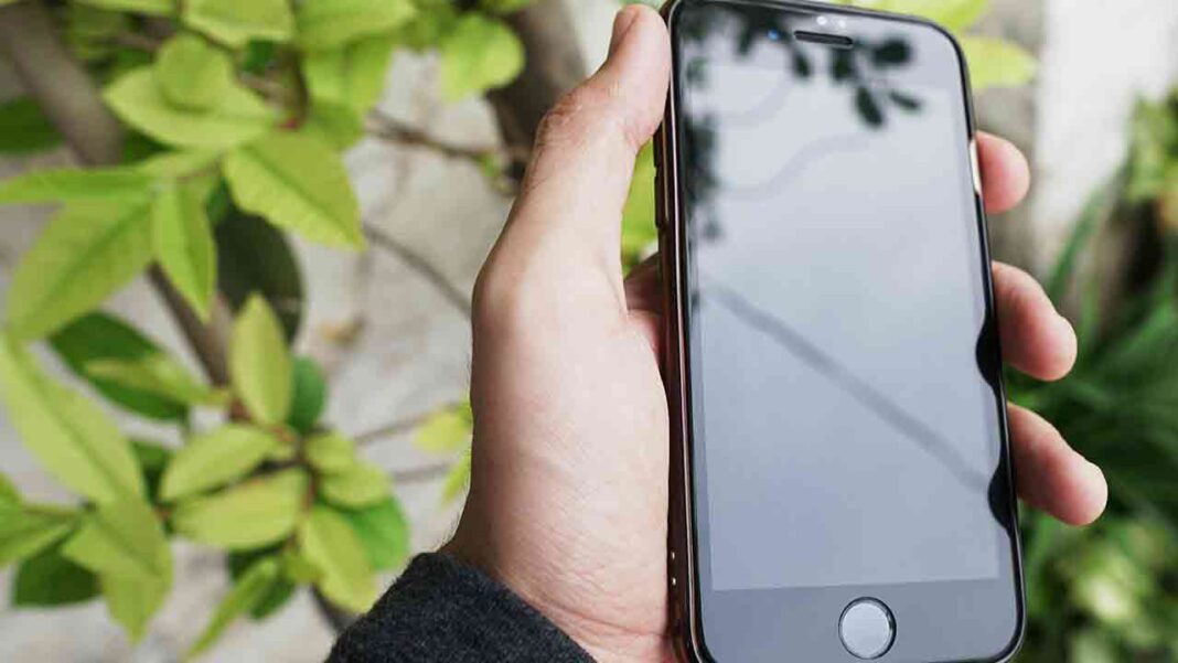 Building homes with Apple ecosystem Building homes with Apple ecosystem