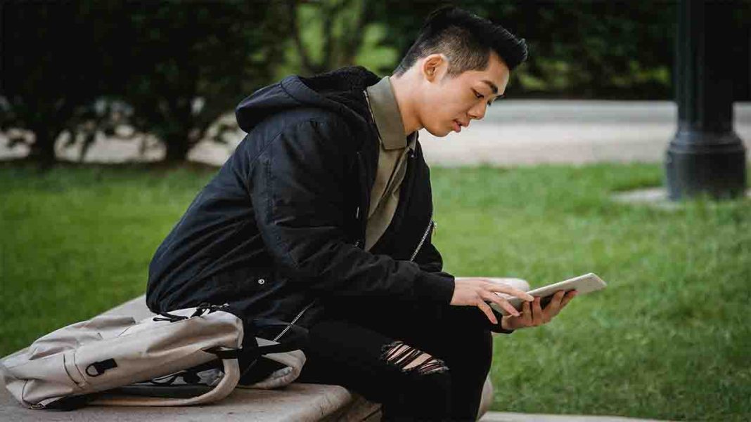 Hackers infiltrate Wi-Fi networks Hackers infiltrate Wi-Fi networks