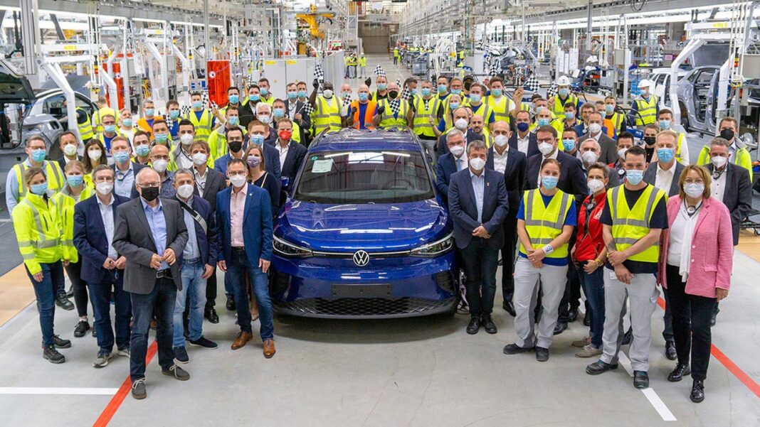 Volkswagen launches electro-mobility Volkswagen launches electro-mobility