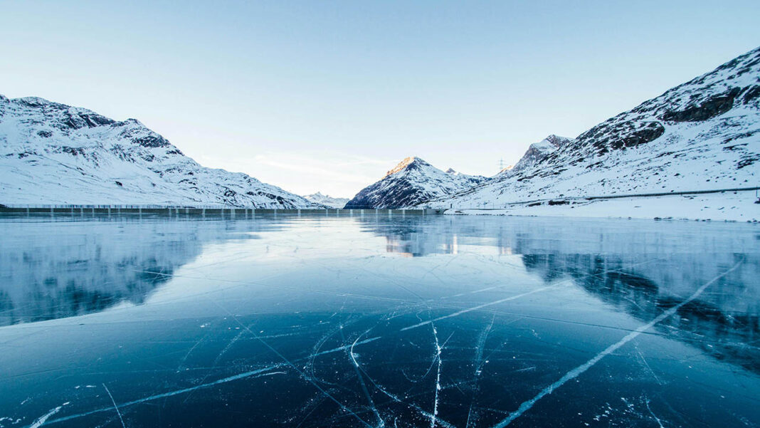 Scientists in a bid to minimize global warming Scientists in a bid to minimize global warming
