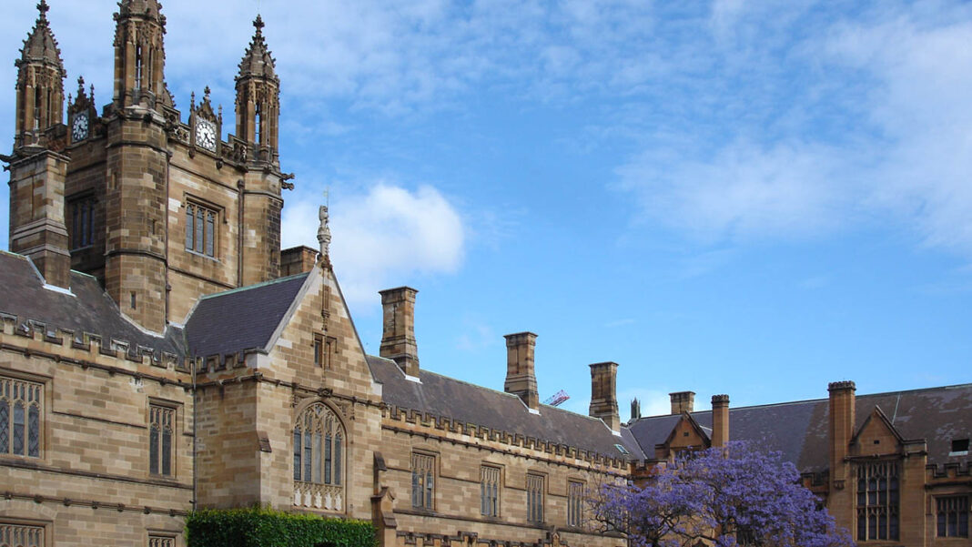 Australian Universities and financial risks Australian Universities and financial risks