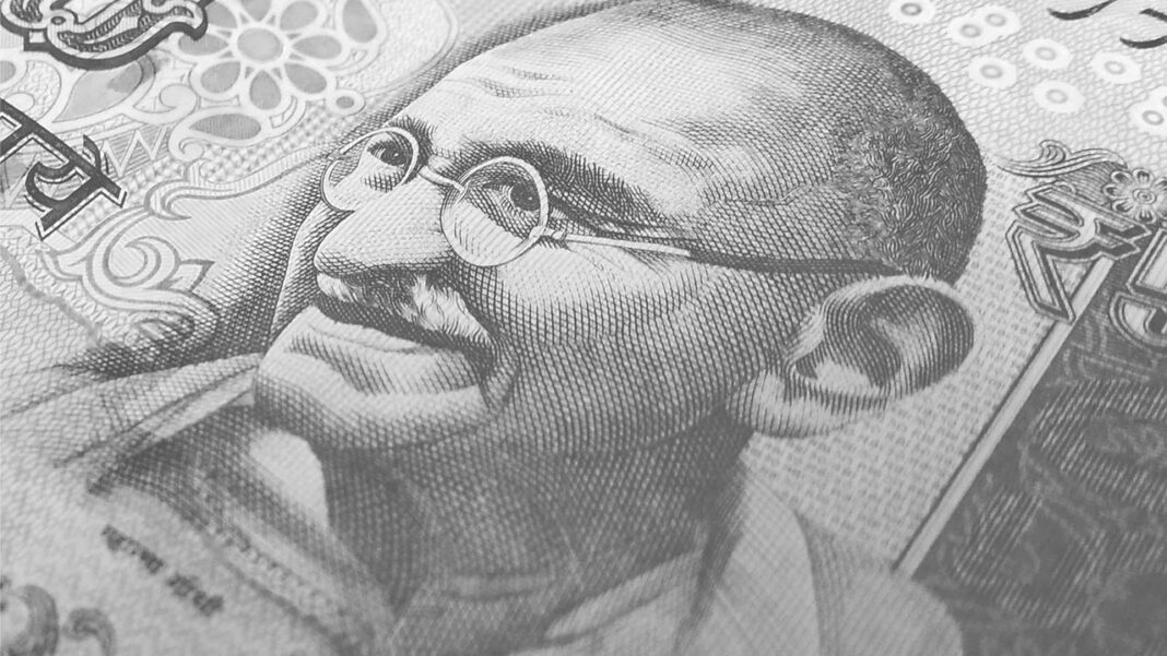 The rupee is expected to deteriorate further The rupee is expected to deteriorate further