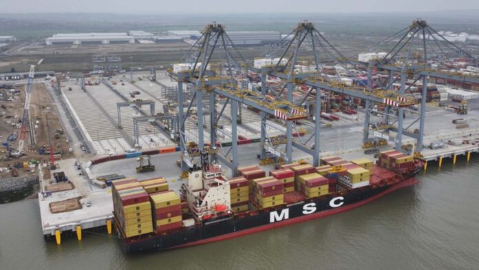 DP World's Electric Move: New Era for Sustainable Ports and Global Logistics