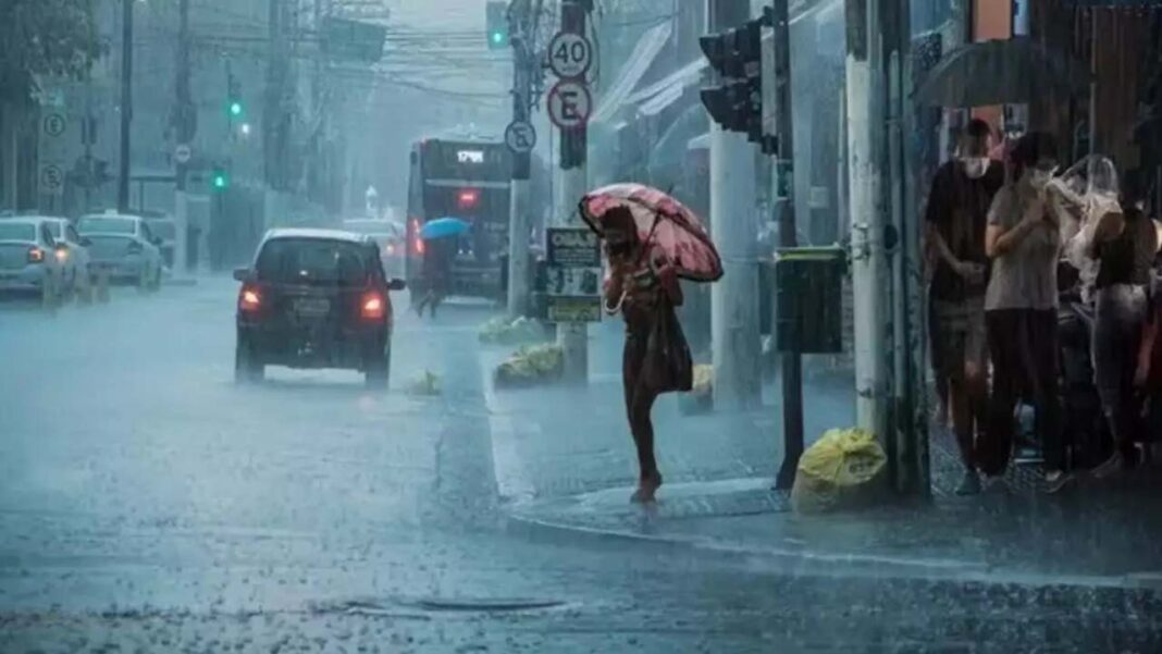 Tropical Threat Looms: Fiji on Edge with Flood Alerts and Persistent Downpours! Tropical Threat Looms: Fiji on Edge with Flood Alerts and Persistent Downpours