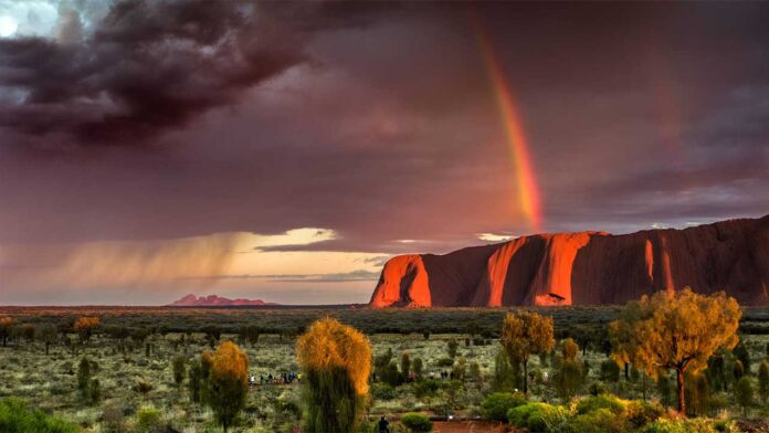 Flying to Fortune: The Untold Story of Australia’s Resource Giants!