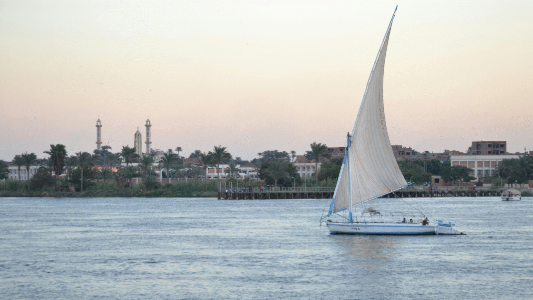 Man Tries to 'Float' off Karuma Bridge to Egypt: A Horrible Report of Psychological Battle along the Victoria Nile