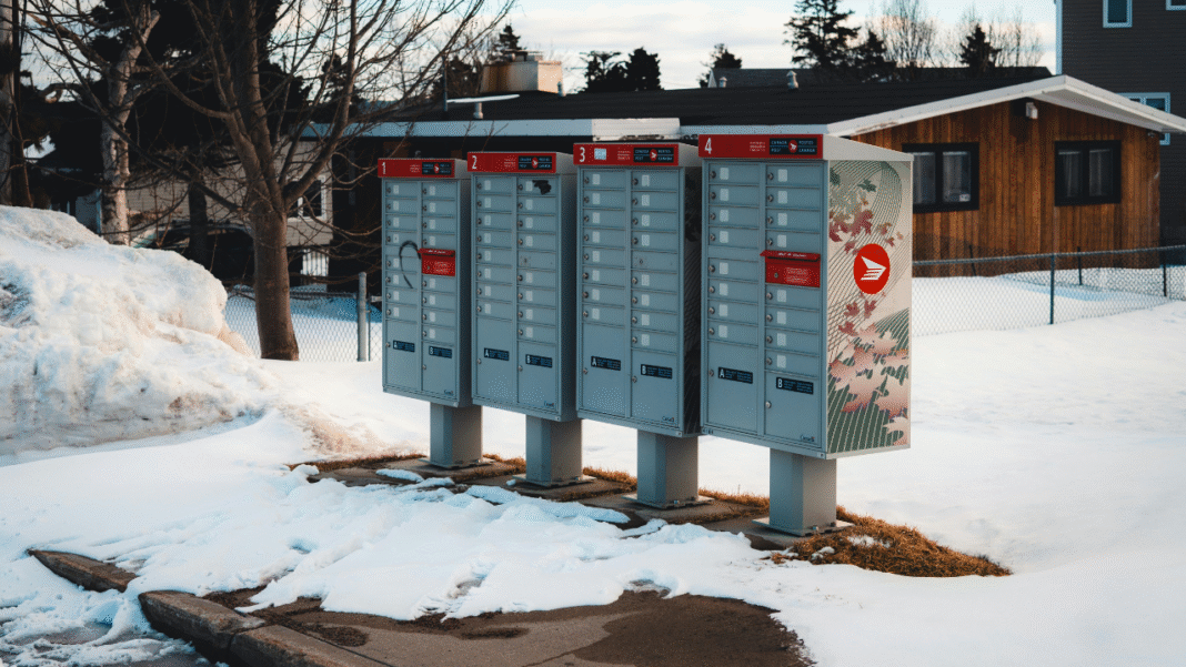 After Months of Deadlock, Canada Post and Union Finally Meet – Will a Strike Be Averted? After Months of Deadlock, Canada Post and Union Finally Meet – Will a Strike Be Averted?