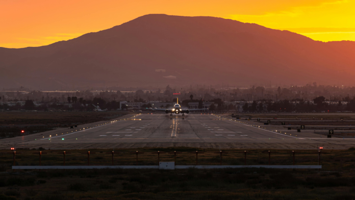 Gatwick's Growing Pains – How a New Runway Tests Britain's Climate Commitments