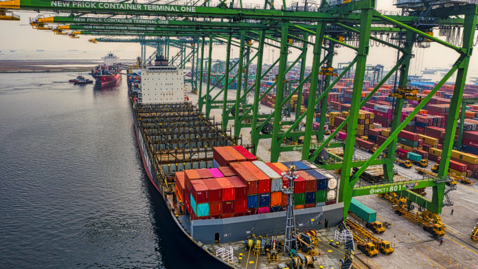 Ports Accelerate Automation and Expansion Amid Labour Disruptions and Trade Pressures