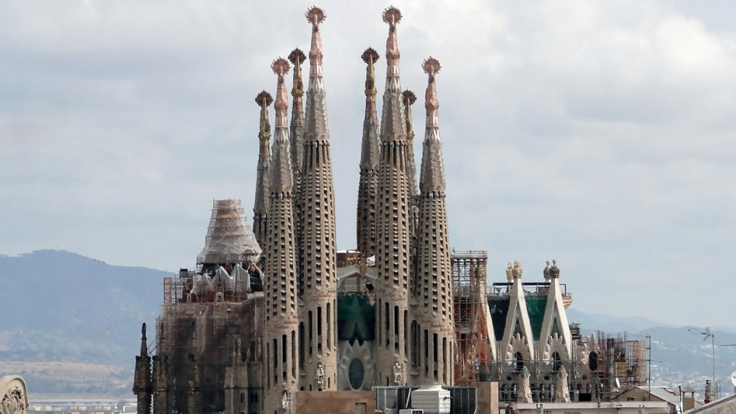 Tallest church in the world! Tallest church in the world!