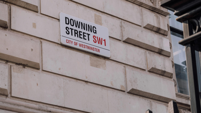 PM Starmer Celebrates Small Businesses at Annual Downing Street Switch-On
