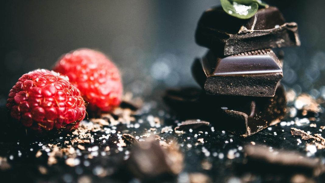 Theobromine in Cocoa May Turn Back the Clock on Biological Aging, Study Suggests Theobromine in Cocoa May Turn Back the Clock on Biological Aging, Study Suggests