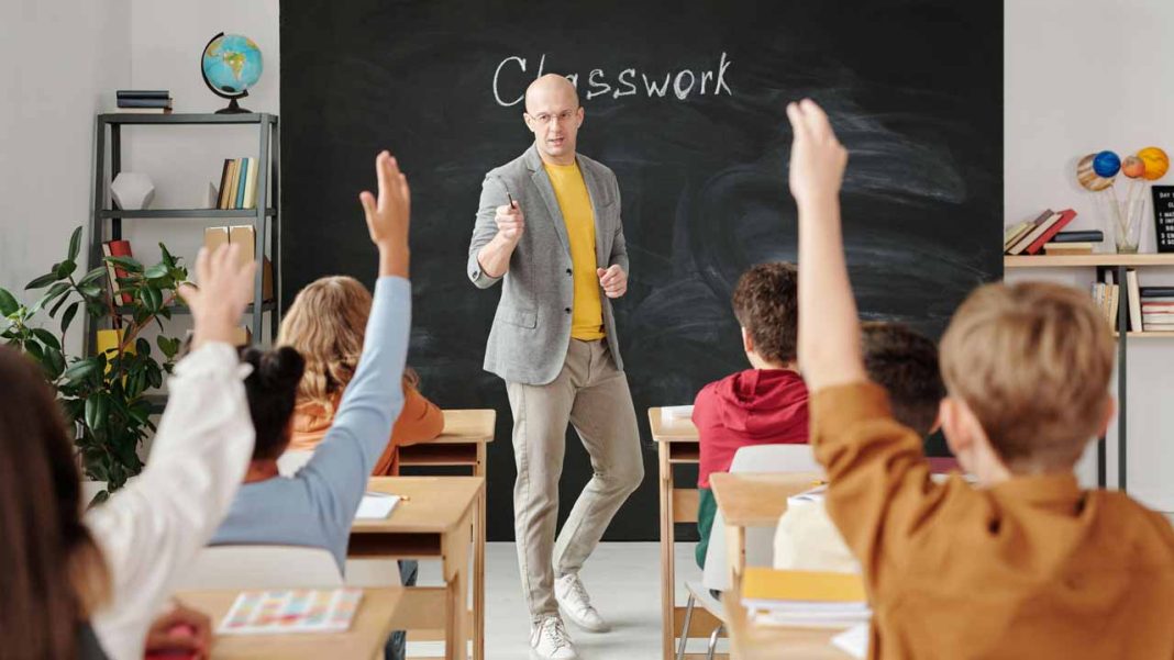 What Australia Can Learn from England About Fixing the School Attendance Crisis What Australia Can Learn from England About Fixing the School Attendance Crisis