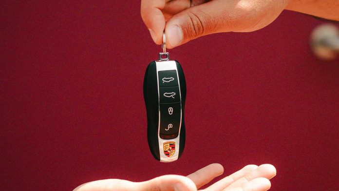 Canada-China Trade Breakthrough Slashes EV Tariffs, Revives Cross-Border Auto Trade