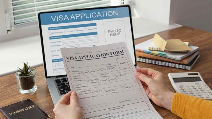Visa curbs deepen India–Bangladesh chill
