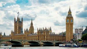 Can the Government Avoid a Backbench Rebellion on the Hillsborough Law in a High-Stakes Commons Showdown?