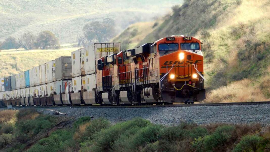 Why U.S. Port Volumes Are Shifting in February, According to ITS Logistics