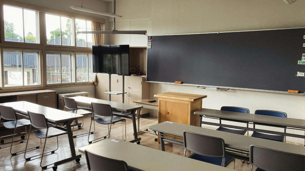Top South African School Shuts Its Doors Top South African School Shuts Its Doors