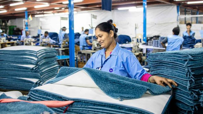India’s Tariff Win Sparks Rally — Why Analysts Say It’s Not a Buy Signal Yet