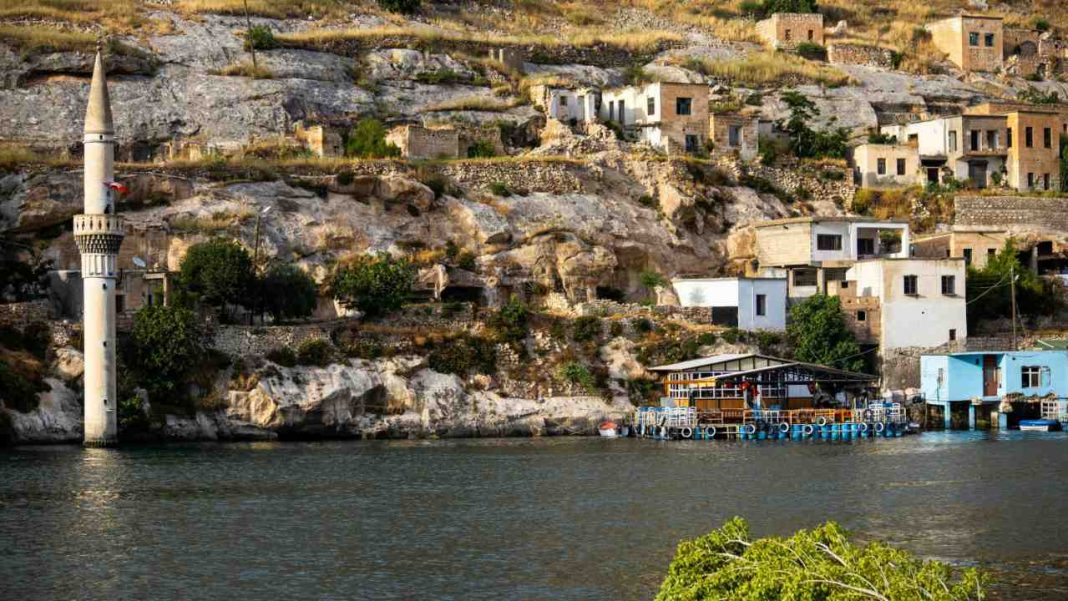 Cyprus in the Spotlight: Will Infrastructure Keep Pace with EU Presidency Travel Peaks? Cyprus in the Spotlight: Will Infrastructure Keep Pace with EU Presidency Travel Peaks?